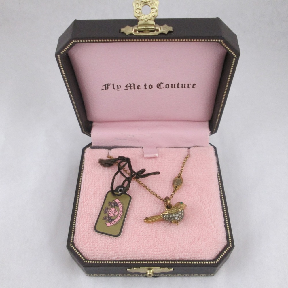 Juicy Couture sparrow necklace